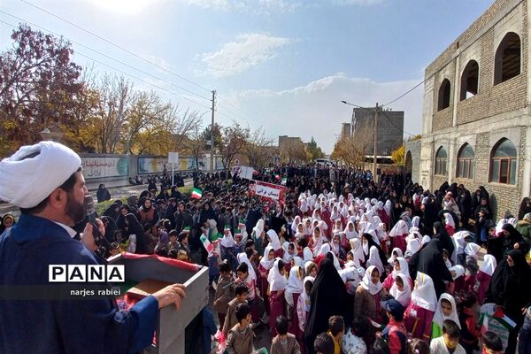 خروش فاروجی‌ها برای اعلام بیزاری ومحکومیت جنایات اسرائیل