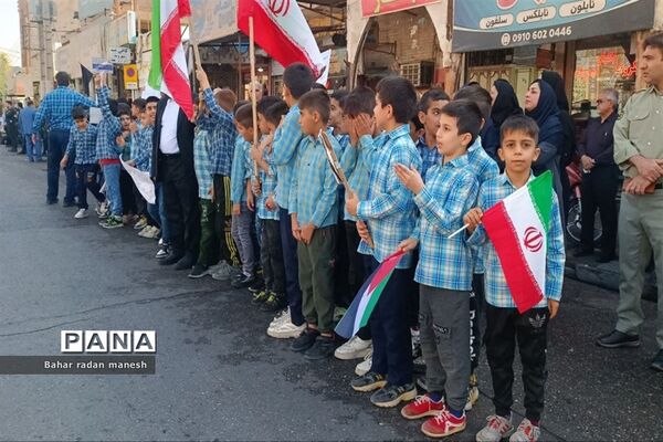 تجمع دانش‌آموزان دزفولی در حمایت از کودکان مظلوم فلسطین