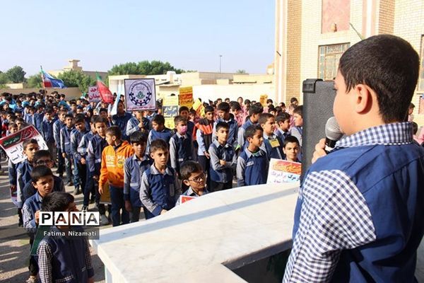 اجتماع دانش‌آموزان و فرهنگیان منطقه شبانکاره در حمایت از مردم مظلوم غزه