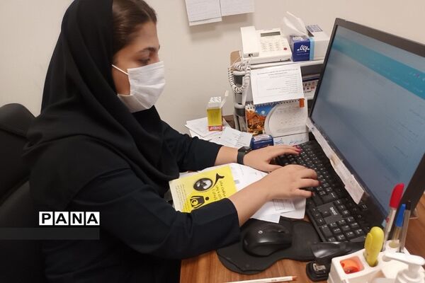 دیدار دانش‌آموزان مدرسه شهید حاج قاسم سلیمانی با پرستاران بیمارستان امام سجاد شهریار