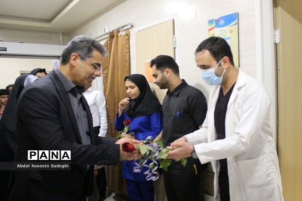 گرامیداشت سالروز ولادت حضرت زینب کبری (س) و روز پرستار در بوشهر توسط دانش آموزان پیشتاز