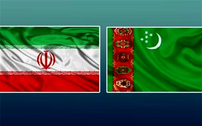 ایران و ترکمنستان چند سند همکاری به ارزش ۹۰۰ میلیون دلار امضا کردند