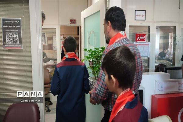 گرامیداشت ولادت حضرت زینب و روز پرستار  توسط دانش‌آموزان پیشتاز دبستان کوشا