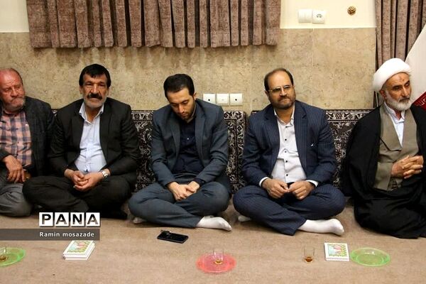 برگزاری مراسم ولادت حضرت زینب(س) در دفتر امام‌جمعه رودهن