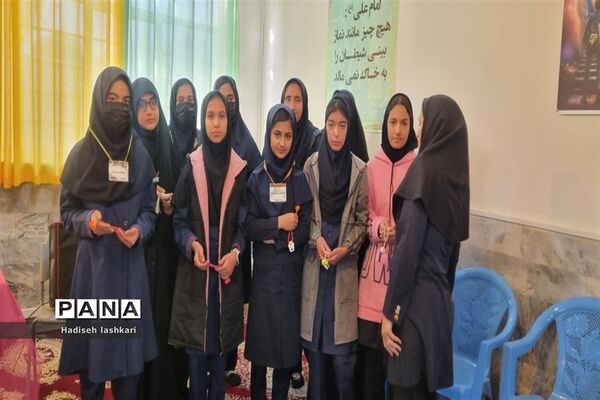 برگزاری جشن ولادت حضرت زینب (س) در دبیرستان فرهیختگان کاشمر