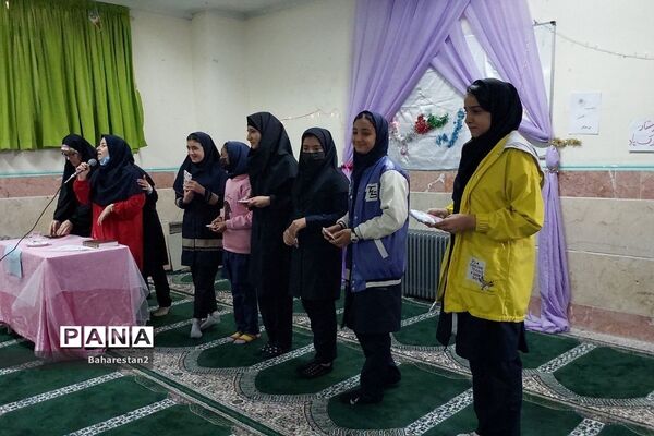 گرامیداشت ولادت حضرت زینب(س) و روز پرستار در ناحیه ۲ بهارستان