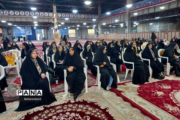 گرامیداشت ولادت حضرت زینب(س) و روز پرستار در ناحیه ۲ بهارستان