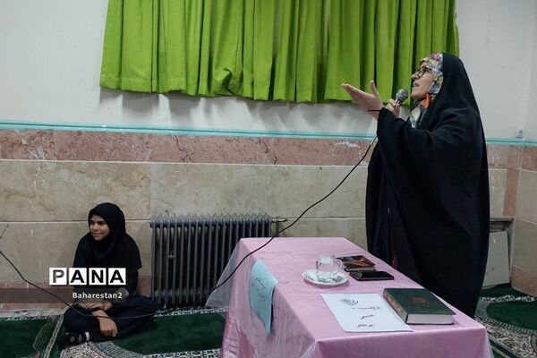 گرامیداشت ولادت حضرت زینب(س) و روز پرستار در ناحیه ۲ بهارستان