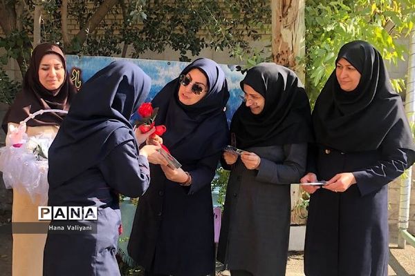 مراسم بزرگداشت ولادت حضرت زینب (س) در مدرسه آیت‌اله صدر ناحیه یک شهرری