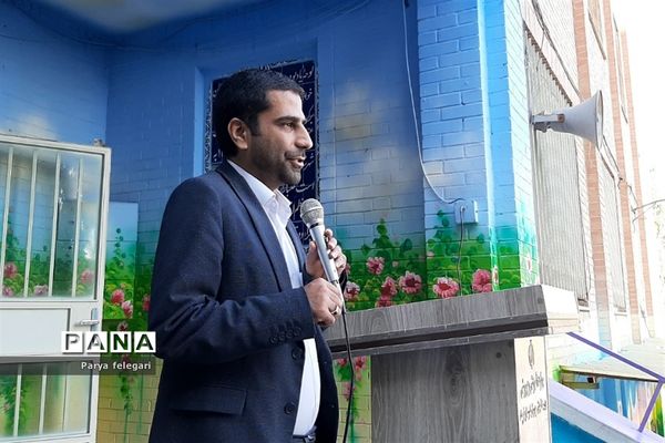 برگزاری افتتاح طرح سفیران سلامت دانش‌آموزی در شهرستان قرچک