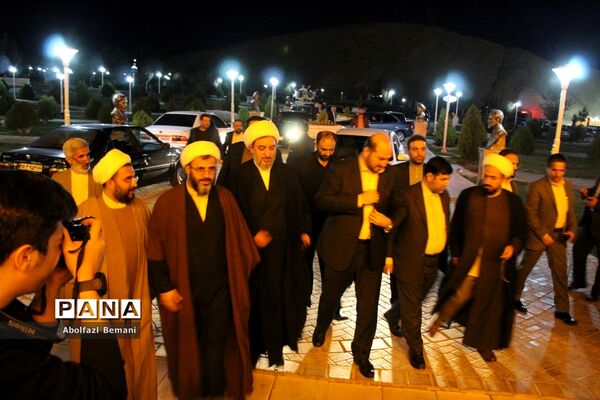 بازدید معاون اجرایی رئیس جمهوری از نمایشگاه «روایت پیشرفت» در قم