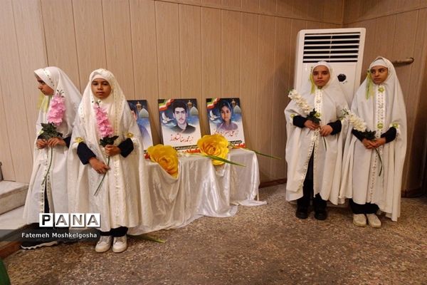 تجلیل از ستارگان قرآنی ناحیه 3 شیراز