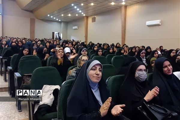 تجلیل از ستارگان قرآنی ناحیه 3 شیراز