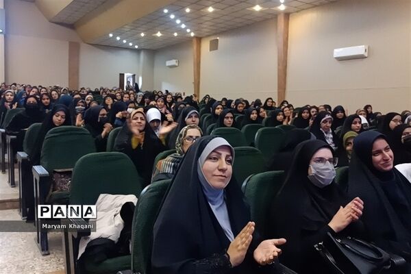 تجلیل از ستارگان قرآنی ناحیه 3 شیراز