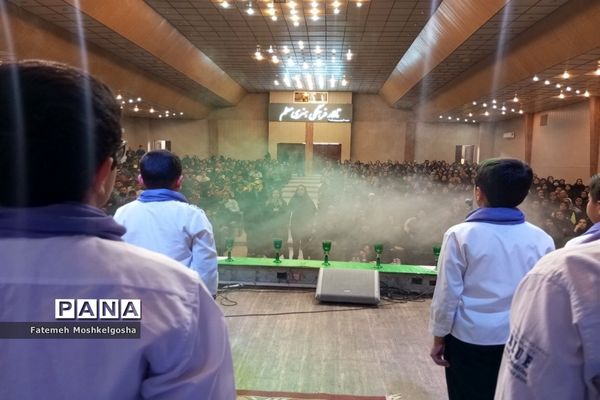 تجلیل از ستارگان قرآنی ناحیه 3 شیراز