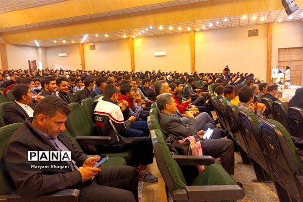تجلیل از ستارگان قرآنی ناحیه 3 شیراز