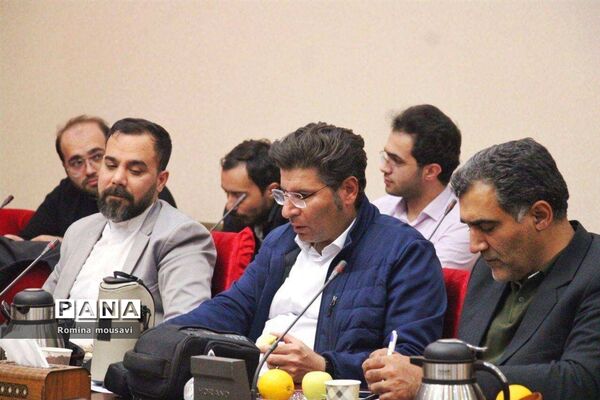 نشست خبری فرمانده سپاه عاشورا به‌مناسبت هفته بسیج
