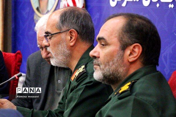 نشست خبری فرمانده سپاه عاشورا به‌مناسبت هفته بسیج