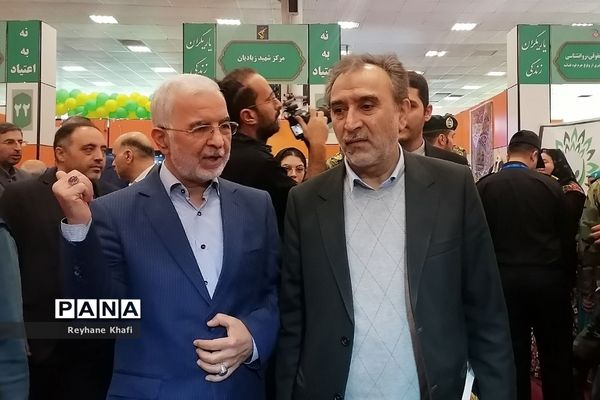 بازدید معاون حقوقی رئیس‌جمهوری از جشنواره کشوری «یاریگران زندگی»