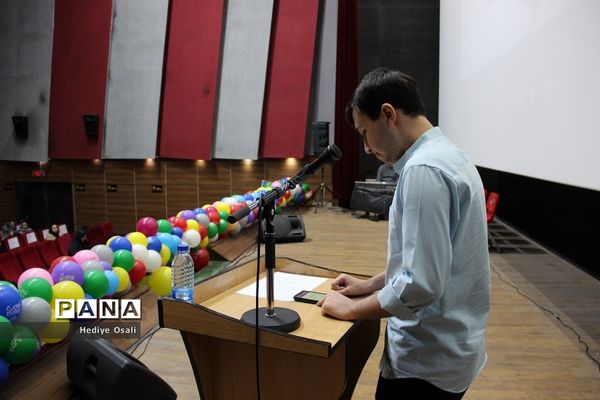 مراسم تجلیل از رتبه‌های برتر کنکور سراسری در اسلامشهر