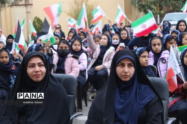 جشن میلاد حضرت زینب در آموزشگاه فرزانگان ناحیه یک بهارستان