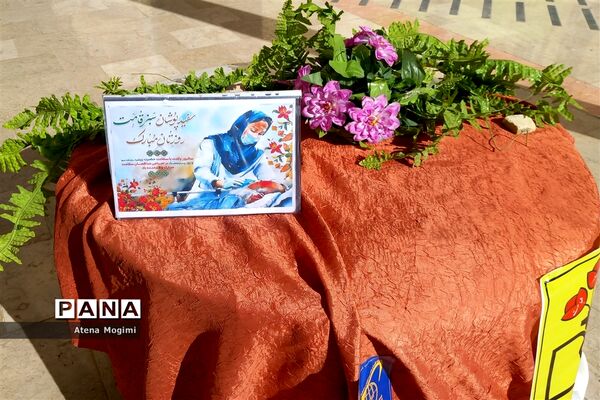 گرامیداشت ولادت حضرت زینب(س) در دبیرستان 15خرداد شهرستان بجنورد