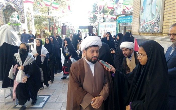 شهدا بهترین الگوهای تربیتی نسل جوان هستند