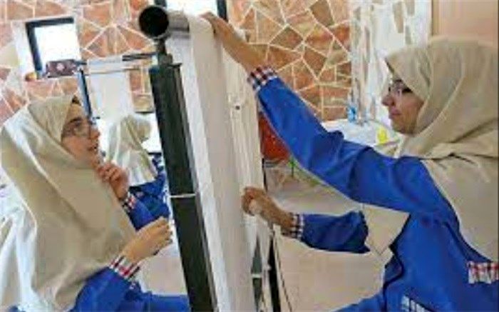 کارگاه‌های خلاقیت و کارآفرینی در مدارس ایجاد شوند