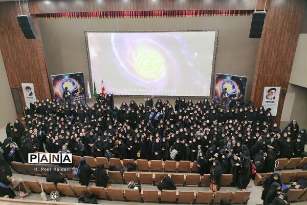 همایش «نوجهان» آغاز فعالیت شوراهای دانش‌آموزی در قم