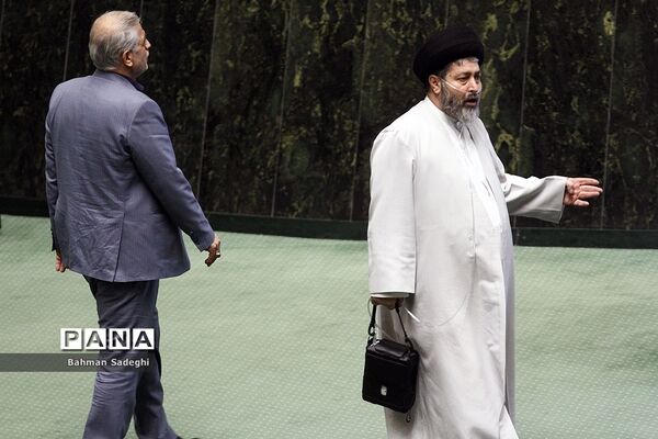 صحن علنی مجلس شورای اسلامی- ۳۰ آبان