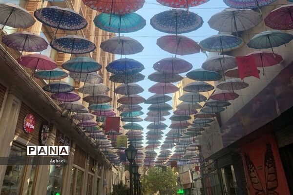 تهران‌گردی دانش‌آموزان رشته علوم انسانی علامه حلی ۵