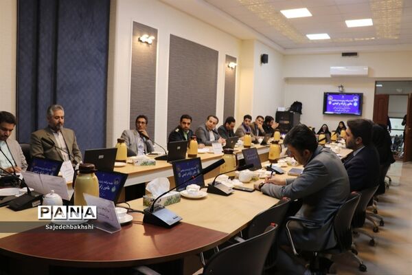 جلسه برنامه‌ریزی بیست و پنجمین مانور زلزله در اداره‌کل آموزش و پرورش خراسان رضوی