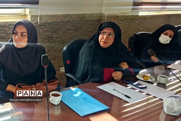 برگزاری کارگاه پیشگیری از اعتیاد نوجوانان مخصوص کادر اداری و آموزشی در شهرستان قرچک
