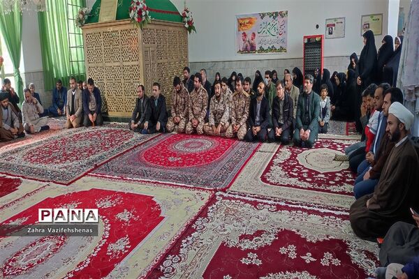آیین عطرافشانی و غبارروبی آستان مقدس امامزاده نقی الهادی (ع)در شهرستان شیروان