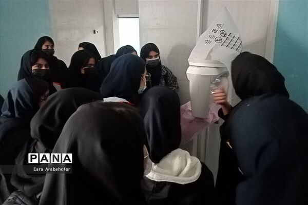 بازدید علمی دانش‌آموزان دبیرستان دخترانه علوی ناحیه 3  از بیمارستان امتیاز