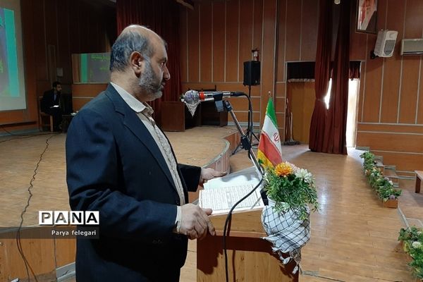 گردهمایی فرماندهان ادواری پایگاه‌های بسیج در شهرستان قرچک