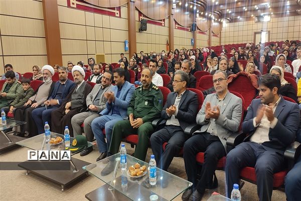 آیین تجلیل از برگزیدگان کنکور سال۱۴۰۲ در رباط‌کریم