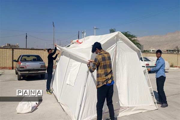 آموزش ایمنی در برابر زلزله ویژه‌ی دانش‌آموزان پارسیان