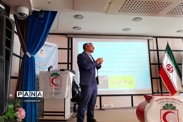 برگزاری کارگاه آموزشی افزایش مهارت‌های تیمی و گروهی  شهرستان مانه و سملقان