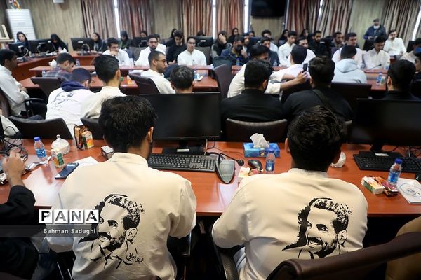 مراسم تجلیل از گروه تدریس جهادی «وتر»