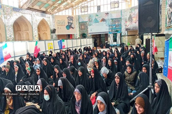 جلسه توانمندسازی پویندگان و پیشگامان مدارس ساوه