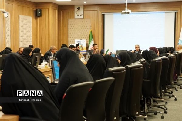 دومین دوره تربیت تسهیل‌گر کتابخوانی نوجوان