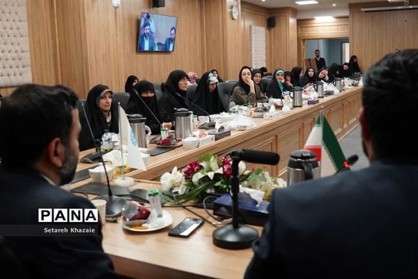 دومین دوره تربیت تسهیل‌گر کتابخوانی نوجوان