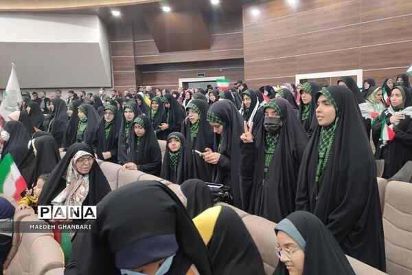 به مناسبت هفته بسیج و مقاومت، اجتماع شکوه مقاومت بسیجیان شهرستان پردیس