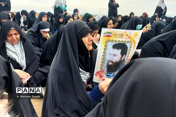 یادمان شهدای کانال کمیل قدمگاه زائرانی از جنس معلم