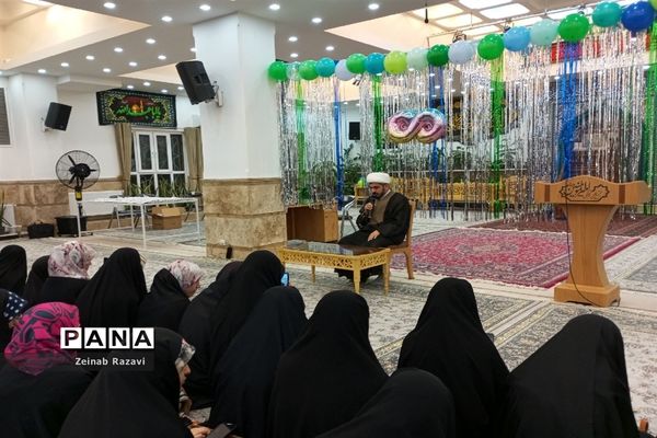 برگزاری جشن یک سالگی دوره بینهایت در استان قم