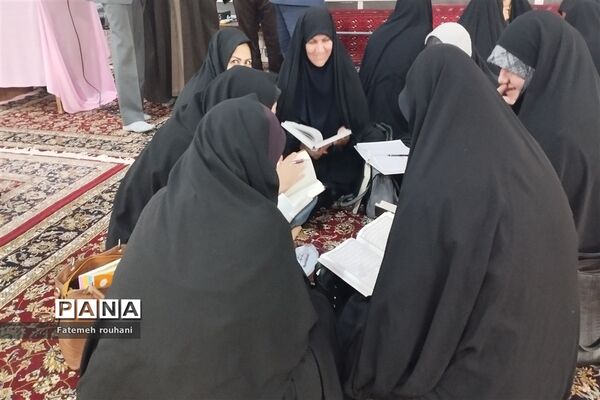 بازدید از دوره تربیت مربی قرآن کریم در خلیل آباد