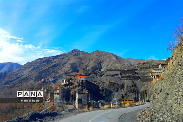 زیبایی روستای دهبار طرقبه در فصل پاییز