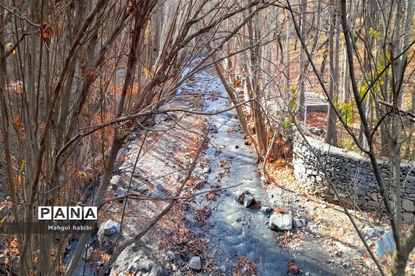 زیبایی روستای دهبار طرقبه در فصل پاییز