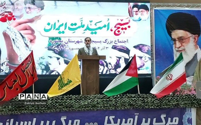 توفیق در عرصه سازندگی کشور با تفکر بسیجی ممکن است